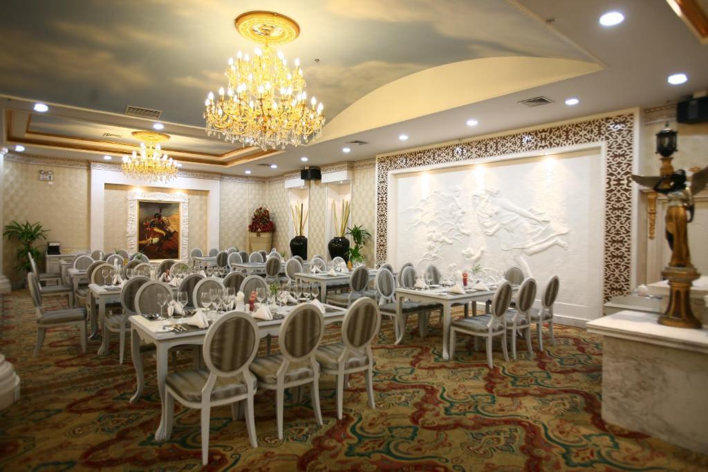 Luoyang Grand Hotel Ristorante foto