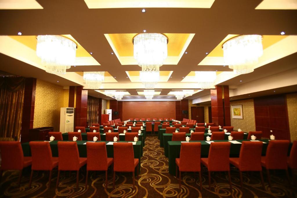 Luoyang Grand Hotel Affari foto